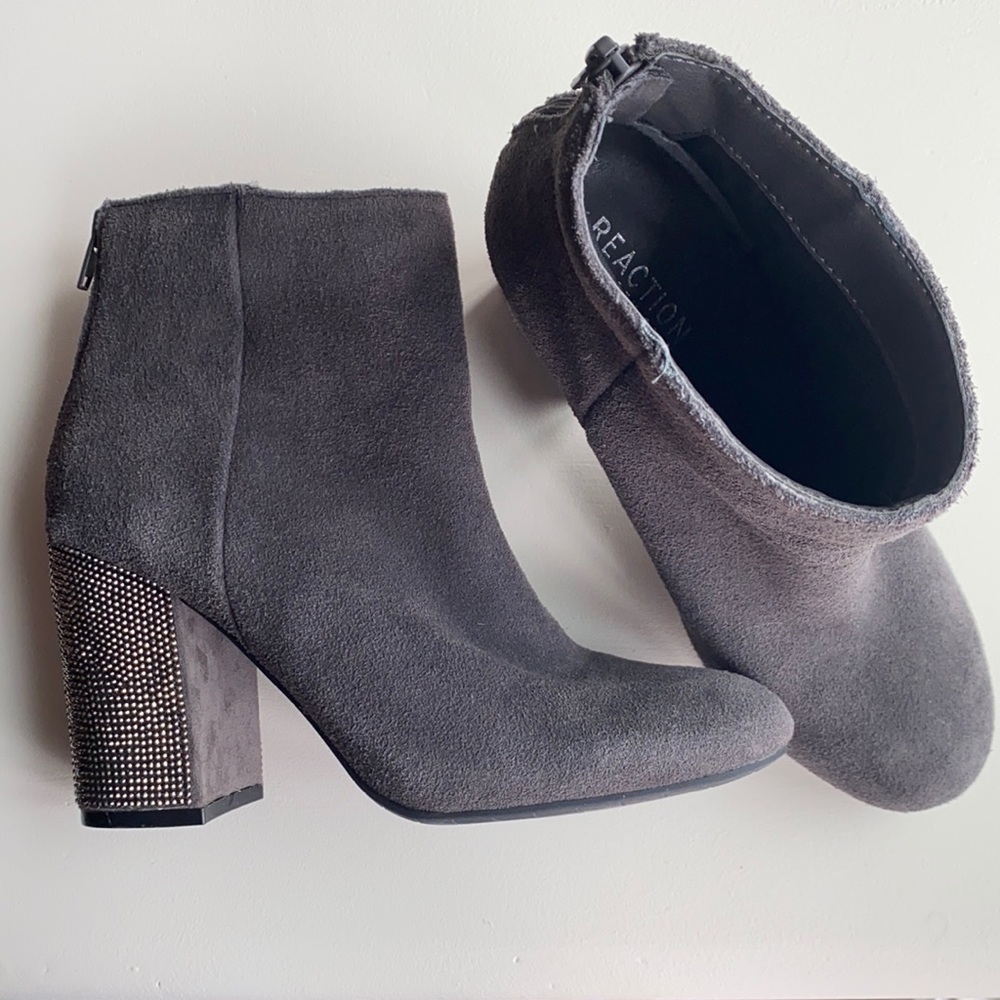 Kenneth Cole Reaction Carlyn Suede Bootie